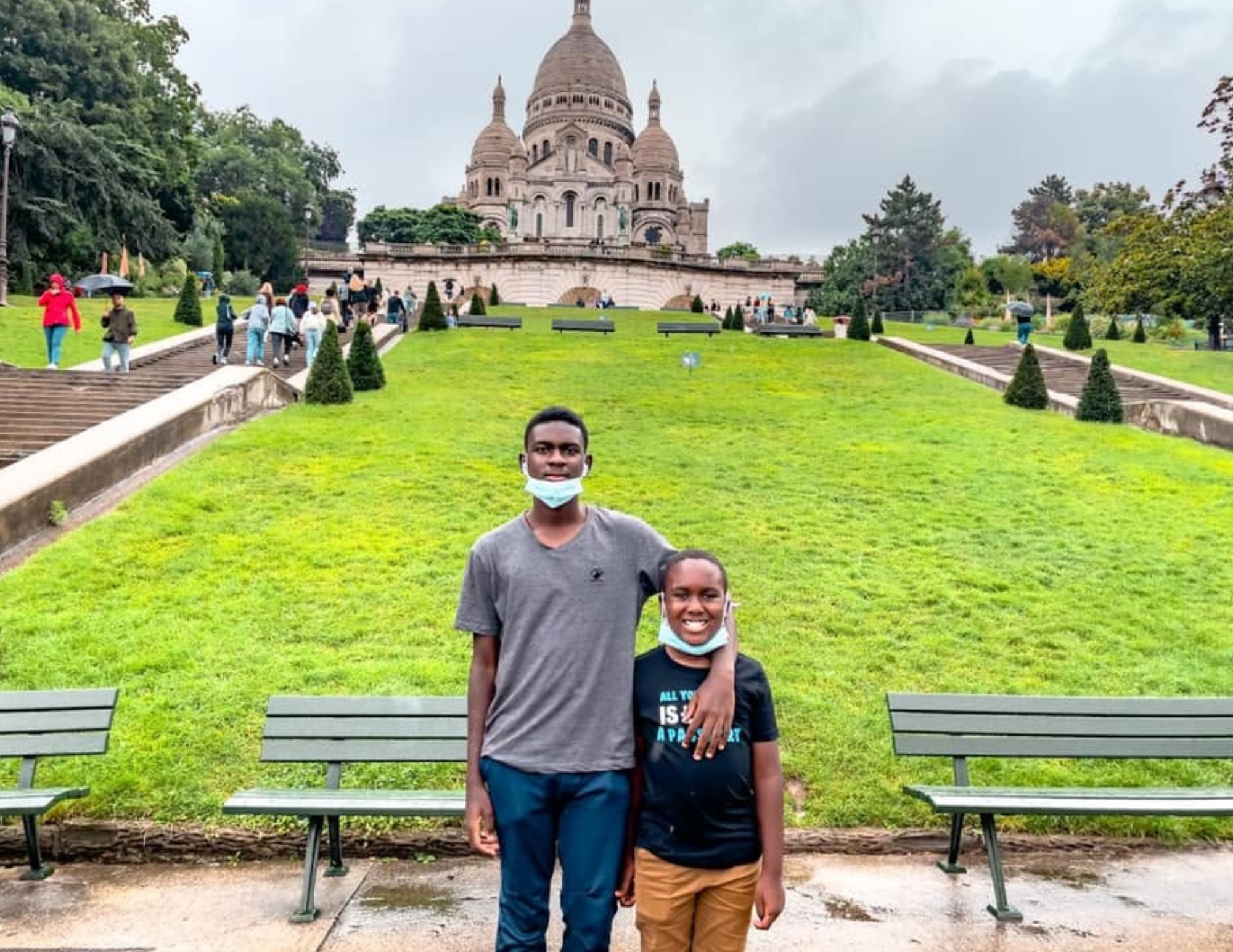 Paris Travel Guide (9).png